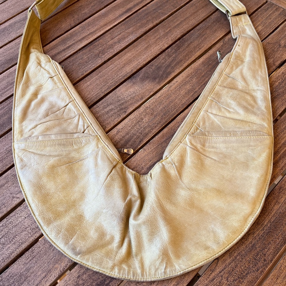 The Sash Bag classic: yellow leather ruched